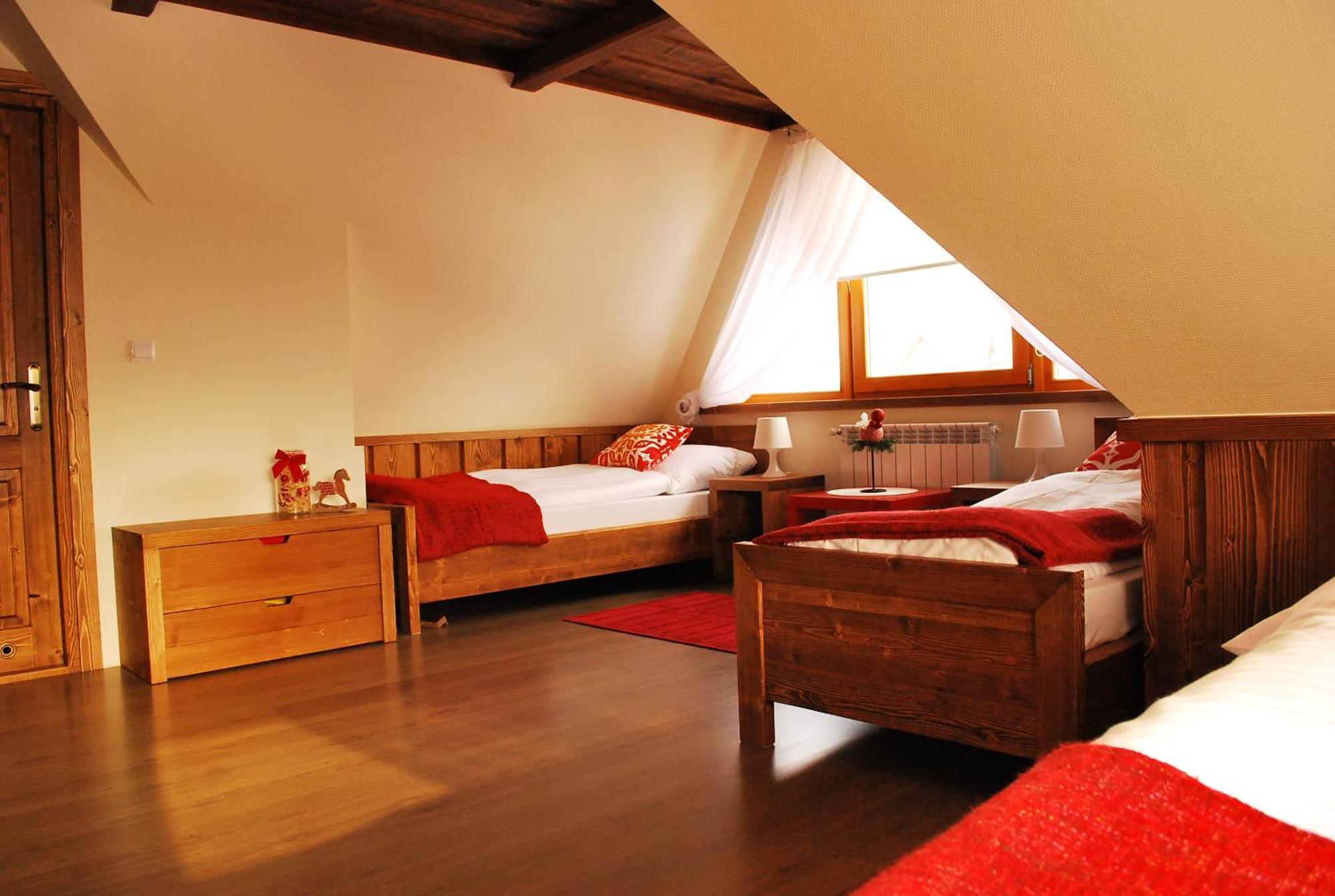 Dom Numer 127 Czarna Gora Luaran gambar